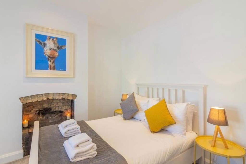 בלאקרוק Newly Refurbished Traditional Cottage Blackrock מראה חיצוני תמונה
